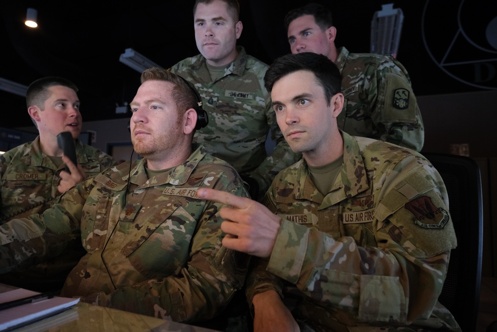 Joint warfighters virtually train in large-scale military exercise