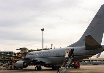 MRF-D 24.3 U.S. Marines, Sailors arrive in C-40A to Papua New Guinea for HADR exercise