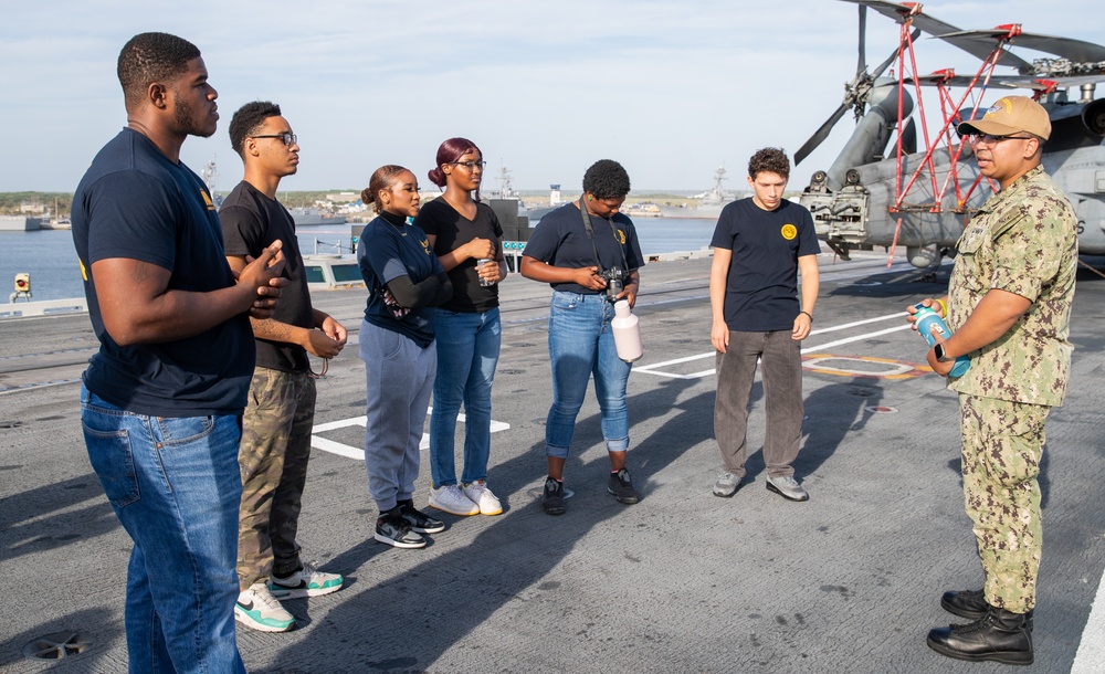 Future Sailors visit USS George Washington in Mayport, Florida