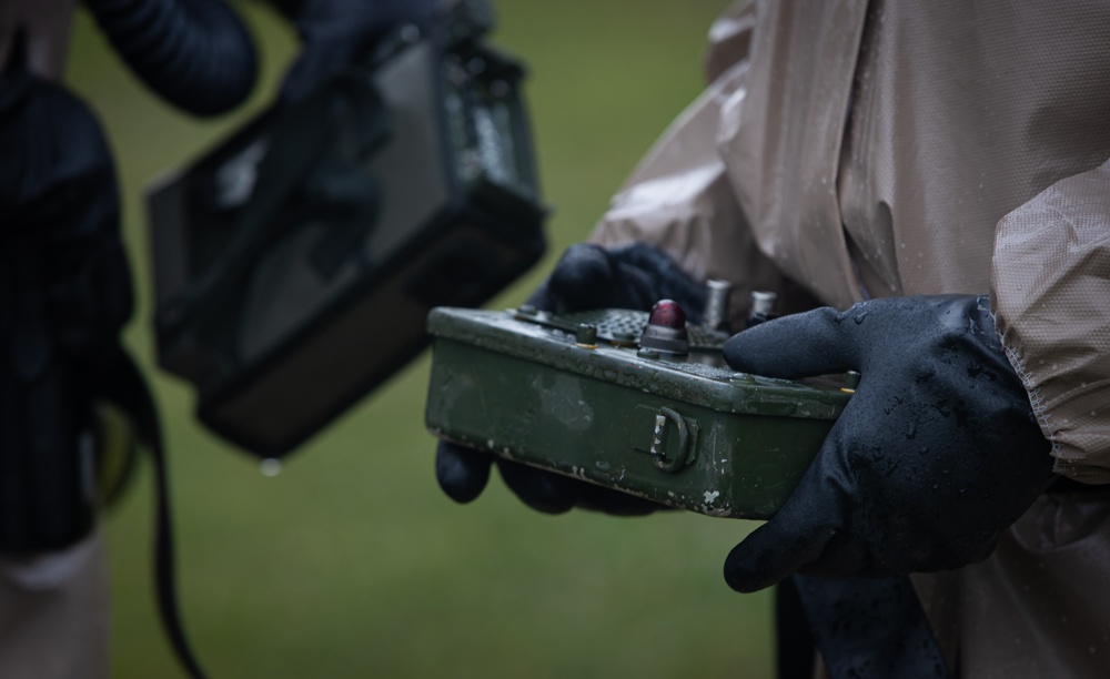 ALNG CERFP trains in mass casualty care, chemical decontamination during Vigilant Guard 24