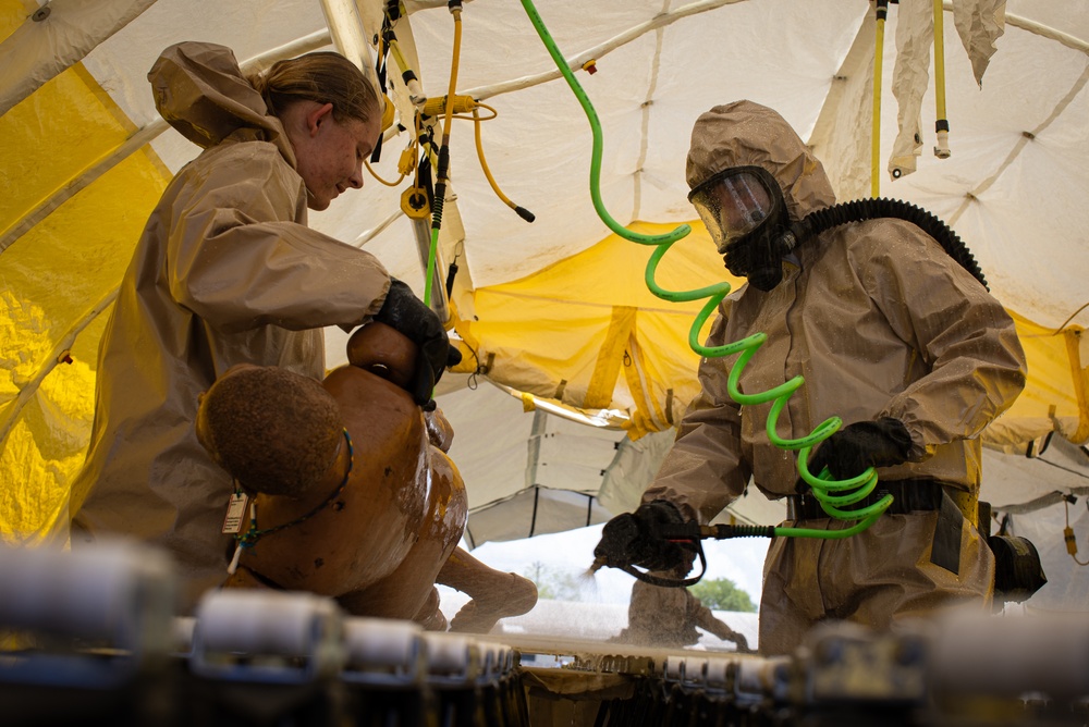 ALNG CERFP trains in mass casualty care, chemical decontamination during Vigilant Guard 24