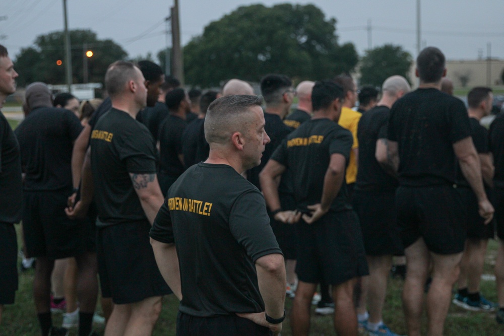 III Armored Corps major general Ben Cattermole visits the 89th MP BDE