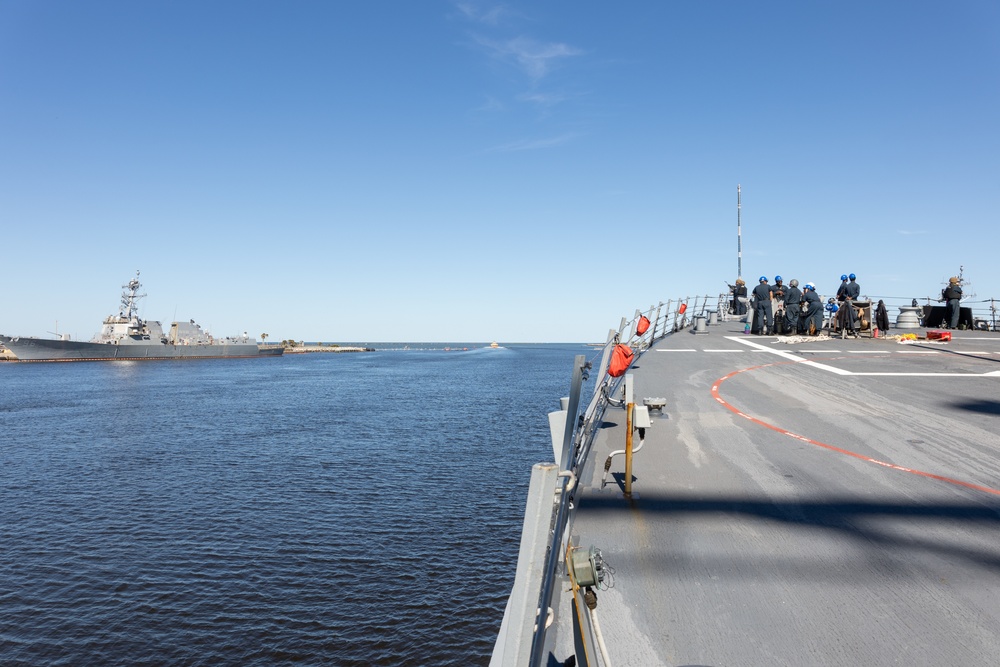 USS Stout Underway from Naval Station Mayport