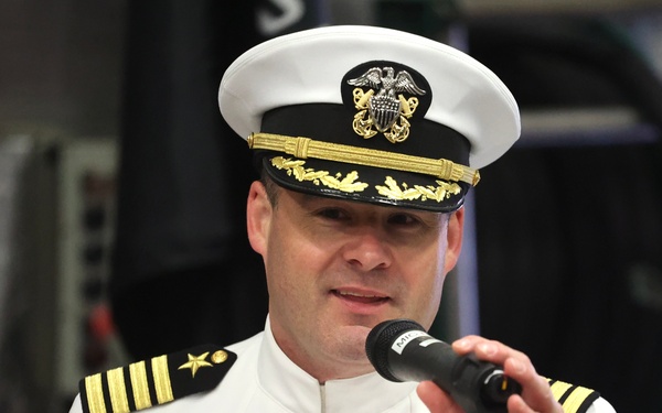 USS Charleston (LCS 18) Conducts Change of Command Ceremony