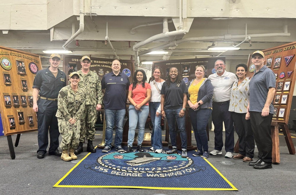 A Friendly Face at the Pier: Jacksonville Logisticians Support USS George Washington Transit Around S. America