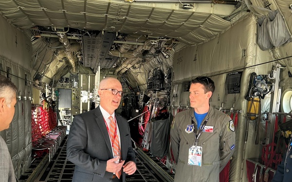 DSCA Deputy Director attends FIDAE 2024