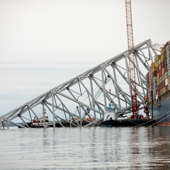 Key Bridge Unified Command prepares for removal of bridge piece on top of M/V DALI