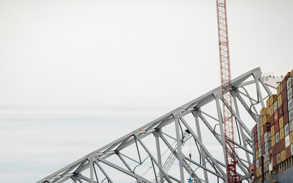 Key Bridge Unified Command prepares for removal of bridge piece on top of M/V DALI