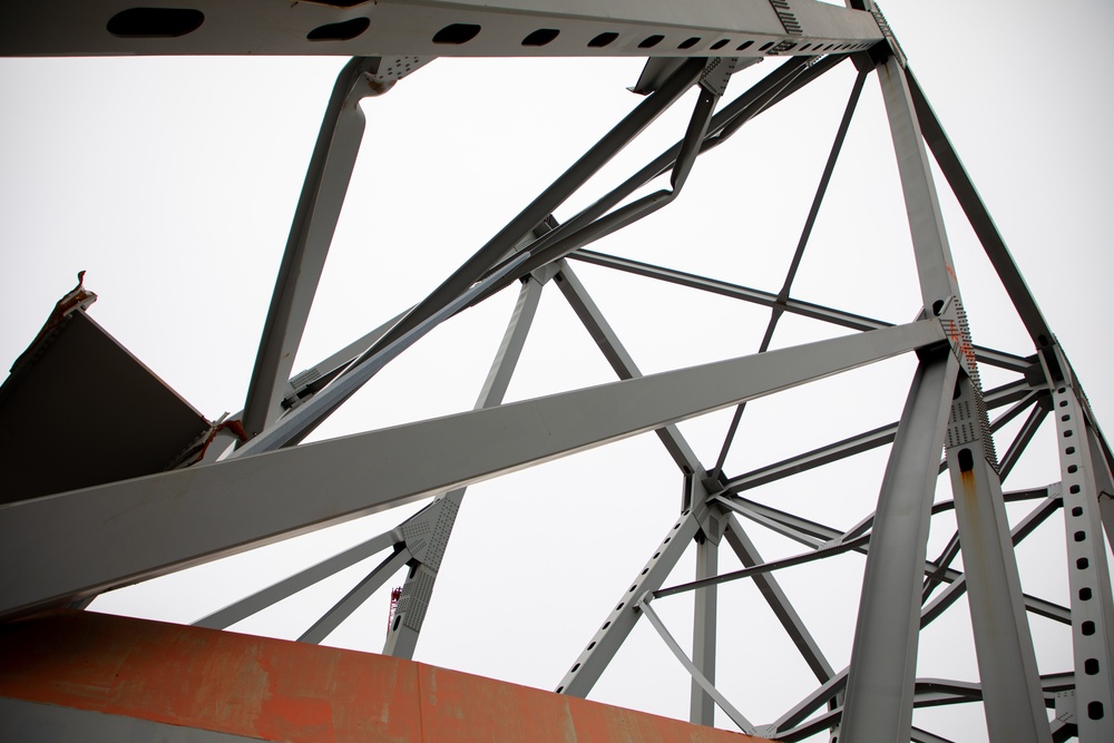 Key Bridge Unified Command prepares for removal of bridge piece on top of M/V DALI