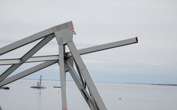 Key Bridge Unified Command prepares for removal of bridge piece on top of M/V DALI