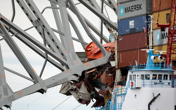 Key Bridge Unified Command prepares for removal of bridge piece on top of M/V DALI