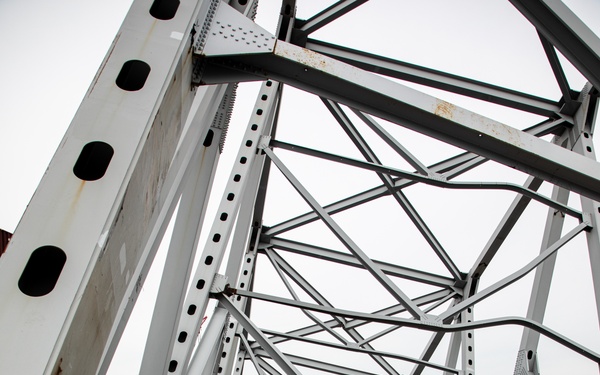 Key Bridge Unified Command prepares for removal of bridge piece on top of M/V DALI