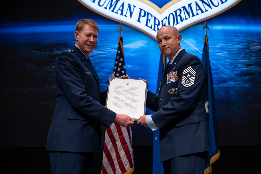 AFRL’s 711th Human Performance Wing welcomes new command chief