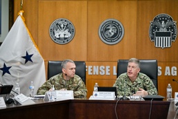 RADM Noble Visits DSC Richmond