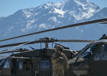 2nd Battalion, 211th Aviation Regiment Conducts Aerial Gunnery Training