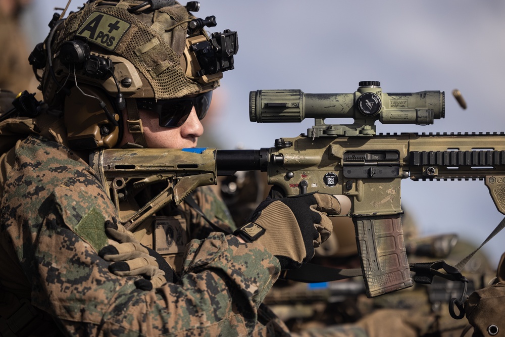 U.S. Marines and Sailors Aboard USS New York (LPD 21) Conduct Deck Shoot