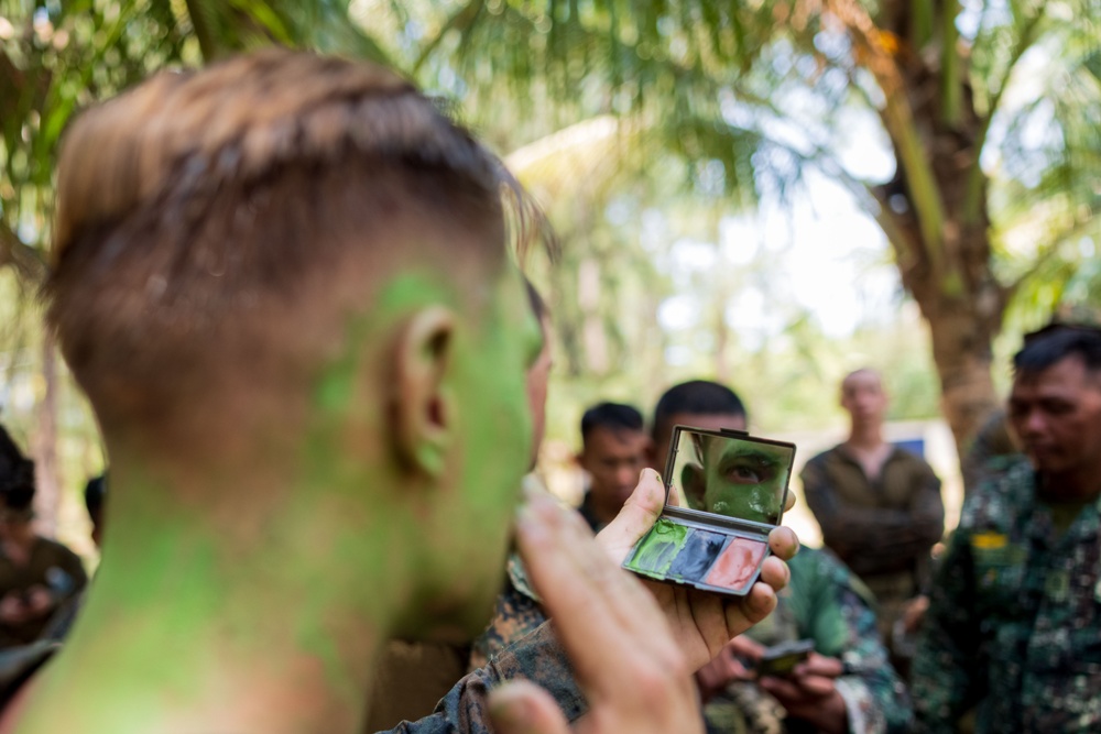 Balikatan 24: 3d LCT Learns Jungle Survival from Philippine Marines