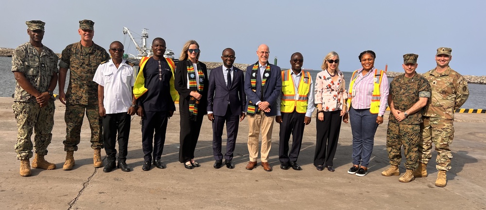 Ambassador Scott visits USAID Sponsored Project in Ghana