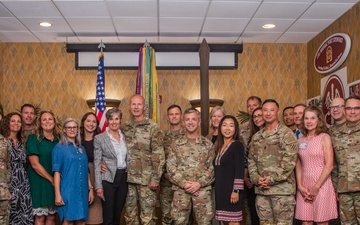 Army veteran and spouse visits Fort Stewart to highlight resources for Soldiers and Families