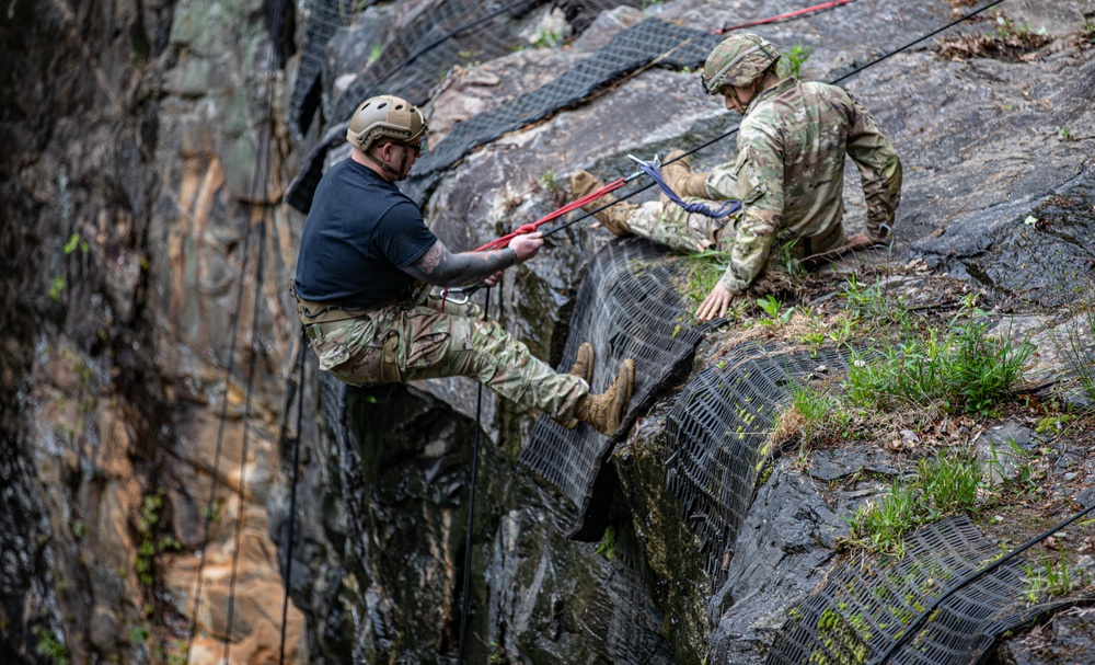 5TH RANGER TRAINING BATTALION OPEN HOUSE