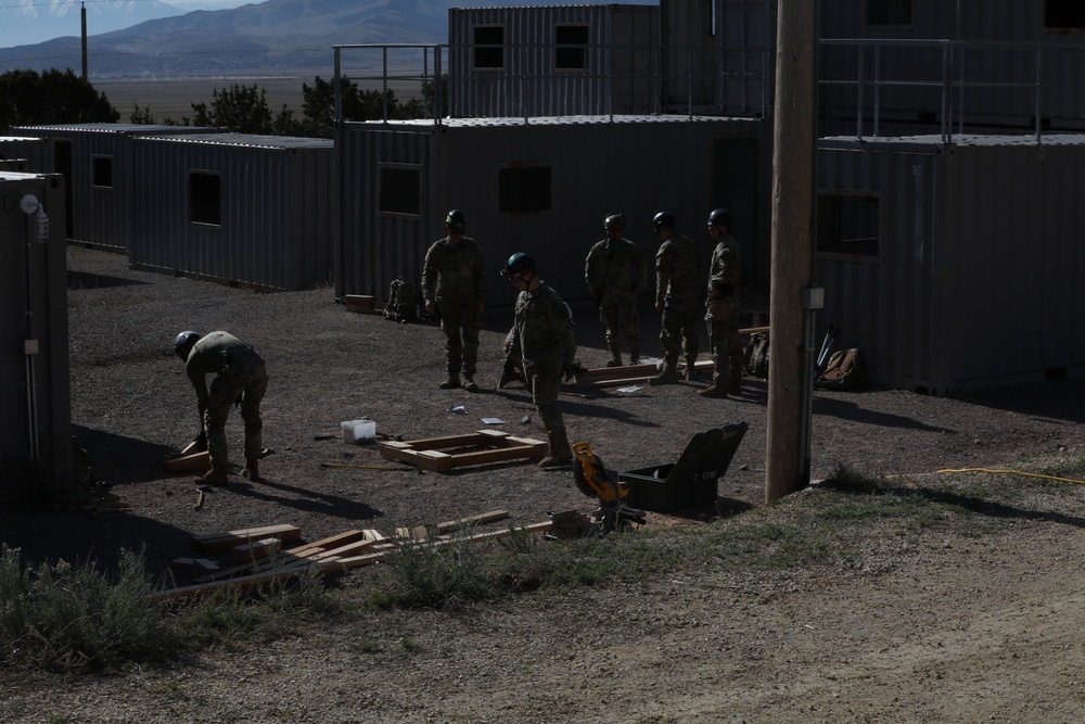 Region VIII Homeland Response Force conduct search-and-extraction Training