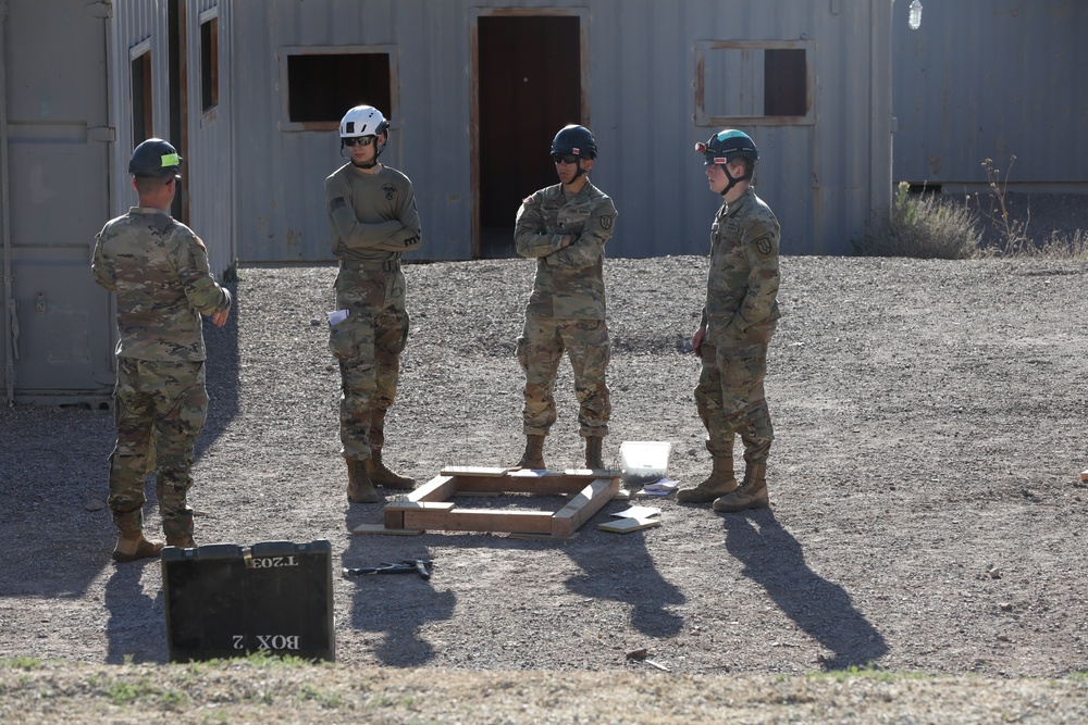 Region VIII Homeland Response Force conduct search-and-extraction Training