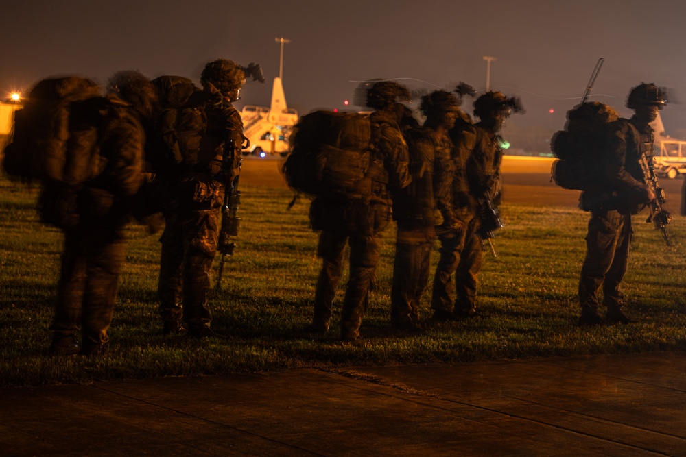 Soldiers with the Irish Guards conduct air assault mission to support 1st BCT, 10th MTN DIV (LI)