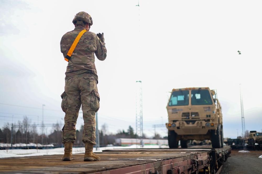 The United States Army Conducts Rail Gauge Operations in the High North