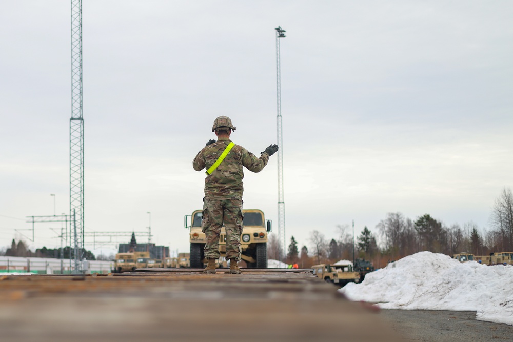 The United States Army Conducts Rail Gauge Operations in the High North