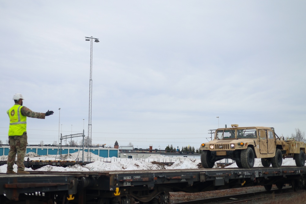 The United States Army Conducts Rail Gauge Operations in the High North