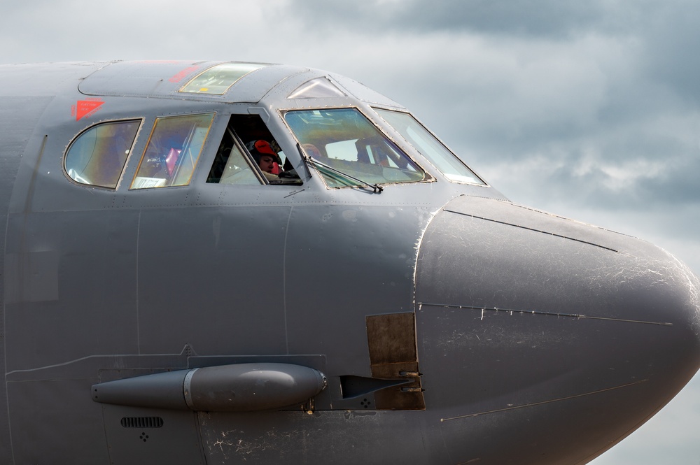 Next Generation Aircrew Protection Team completes vapor purge testing on B-52