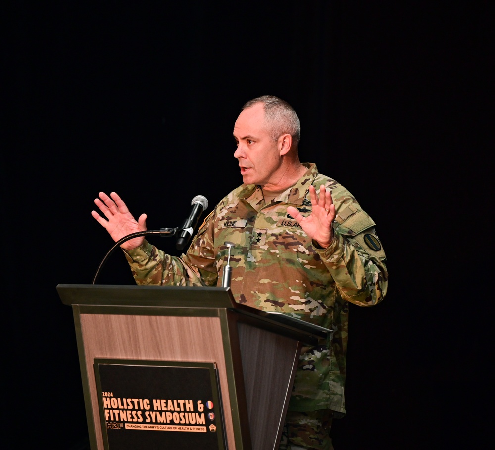 Army discusses future of Holistic Health and Fitness at symposium