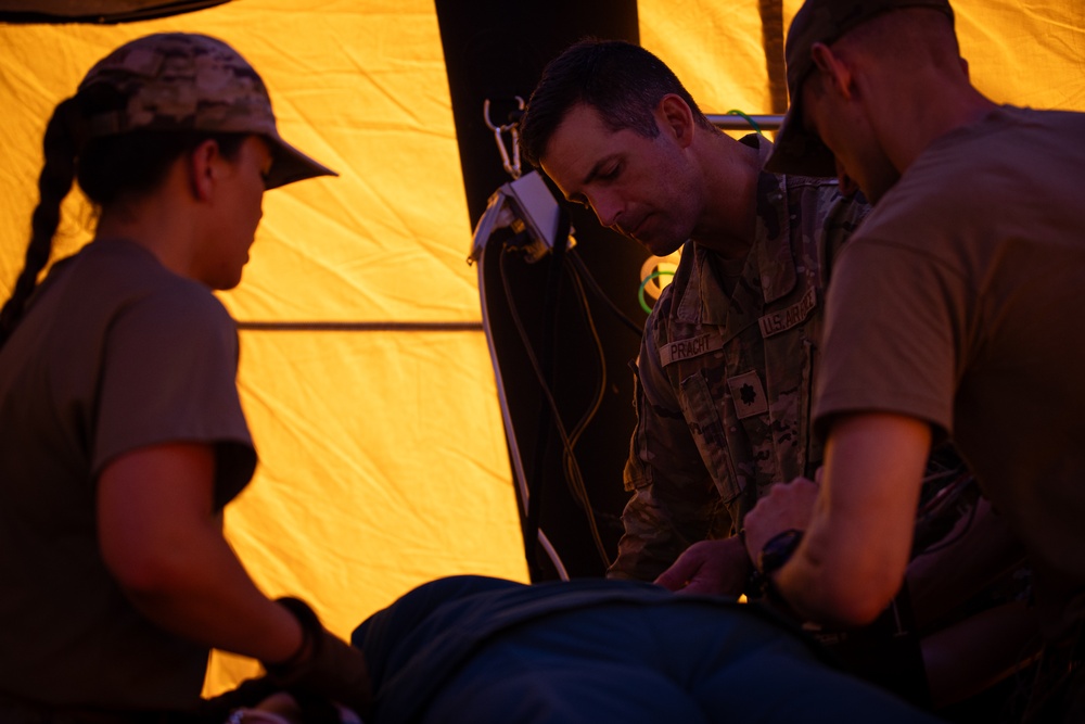 ALNG CERFP Medical Teams trains in mass casualty care with local medical students