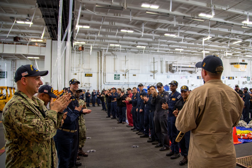 Abraham Lincoln hosts bong-off ceremony in hangar bay