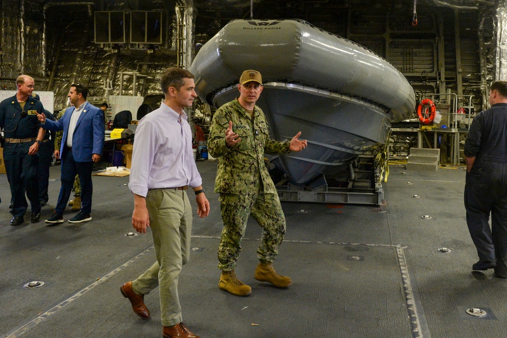 USS Jackson (LCS 6) Hosts STAFFDEl Tour