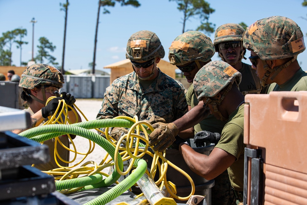 MWSS-172 set up a field mess during Readiness Challenge X