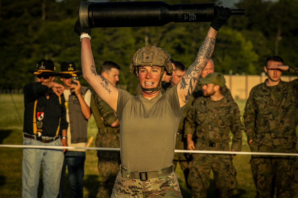DVIDS - Images - Dogface Soldiers complete Starry Physical Proficiency ...