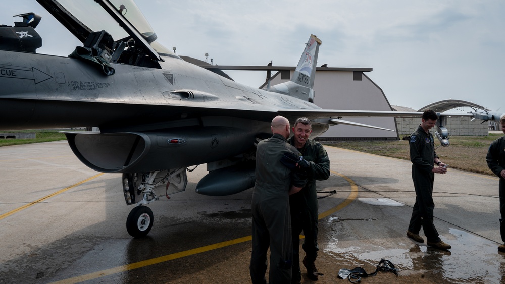 Wolf Pack sends off Wolf II, Col. Jeffrey Shulman