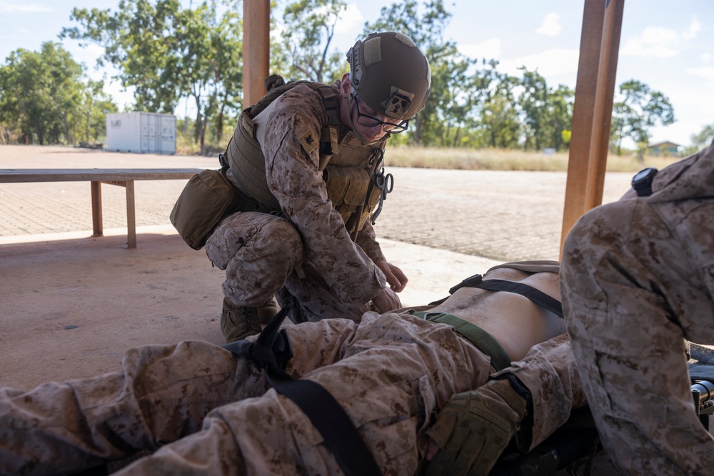 MRF-D 24.3: Navy Corpsmen, CareFlight Australia personnel rehearse casualty evacuations