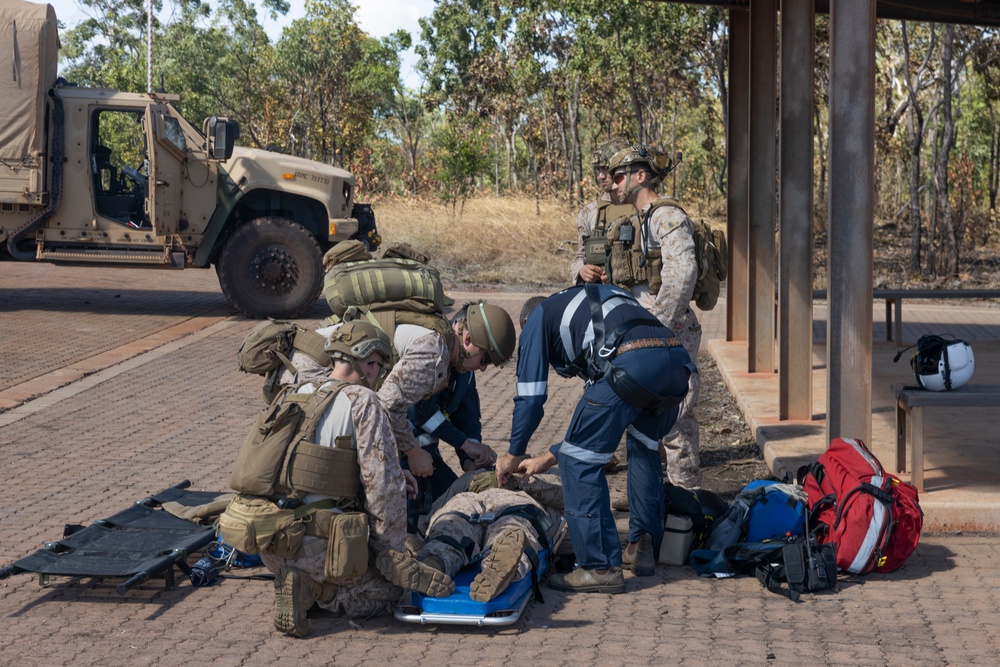 MRF-D 24.3: Navy Corpsmen, CareFlight Australia personnel rehearse casualty evacuations