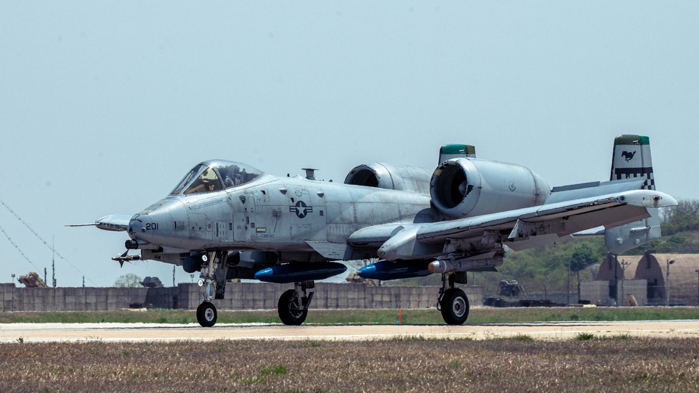 Osan A-10s ‘hog’ the skies in KFT 24