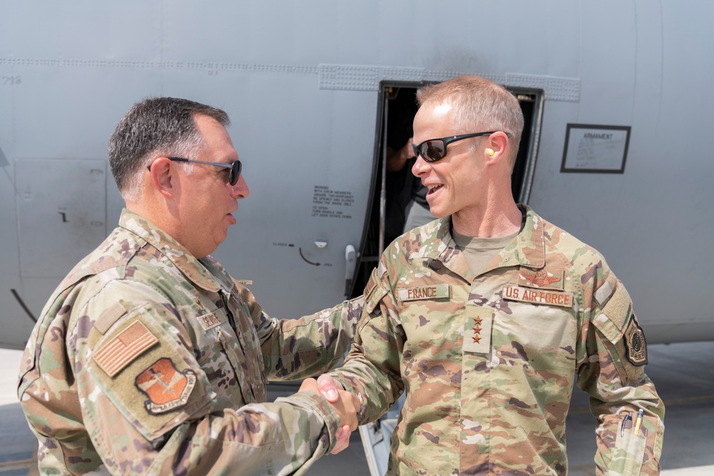 AFCENT Commander visits 380th AEW