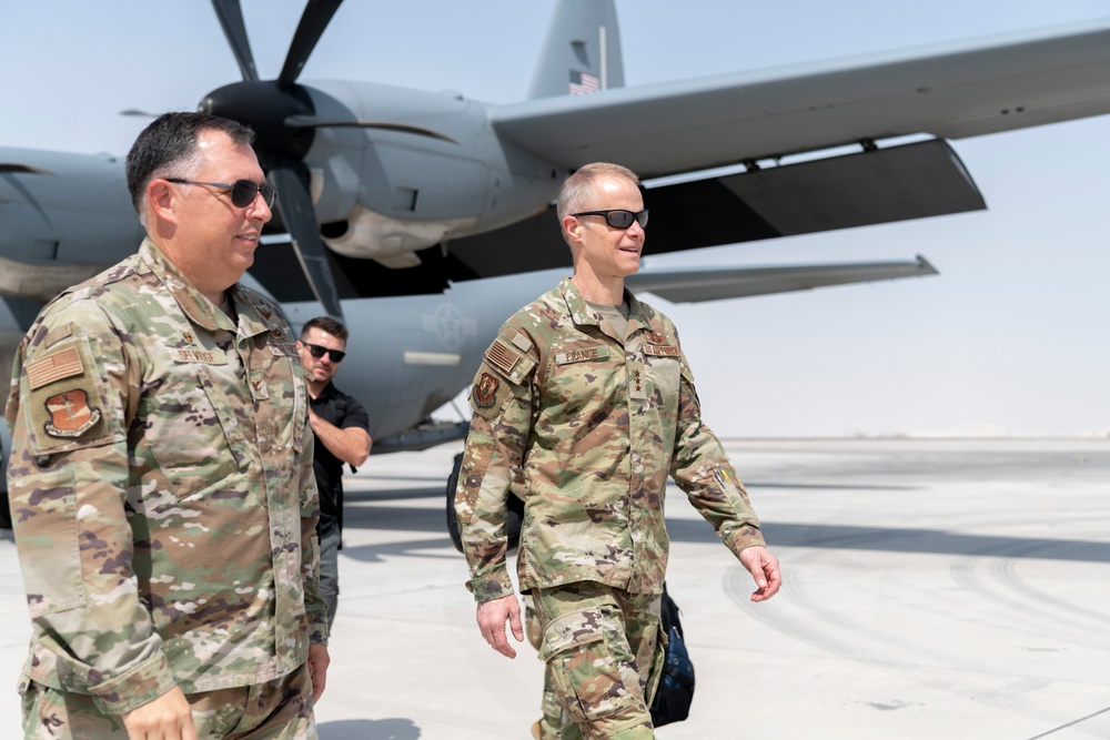 AFCENT Commander visits 380th AEW