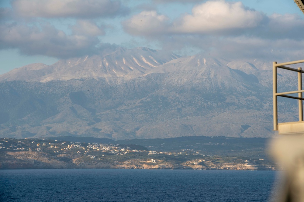 USS Dwight D. Eisenhower (CVN 69) Arrives in Souda Bay, Greece