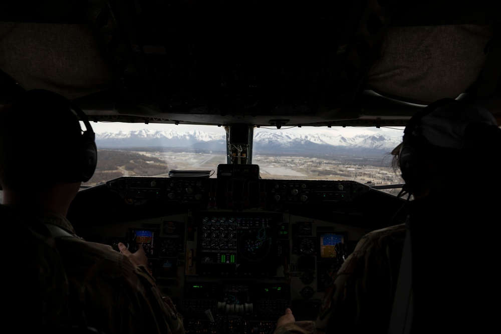 U.S. and Italian Air Force tankers fly together, supporting RED FLAG-Alaska 24-1