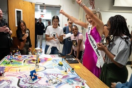 Miss America, Miss America's Teen 2024 Fort Knox Visit