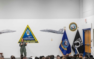 CNO Visits Sailors in Hampton Roads, Discusses Warfighting