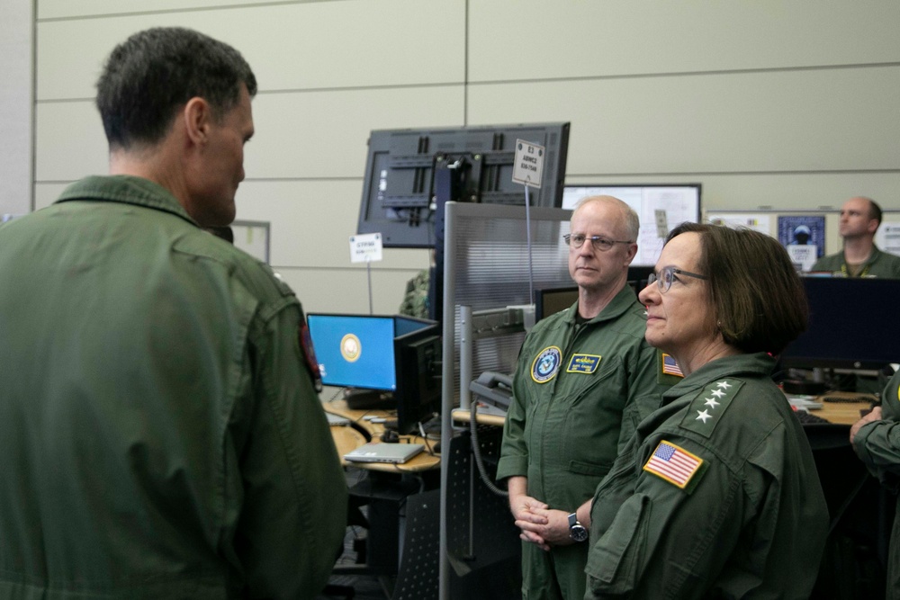 CNO Visits U.S. Fleet Forces Command