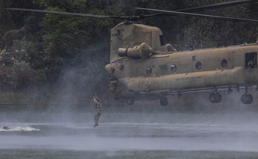 Jungle Operations Training Course Soldiers Conduct Culminating Exercise