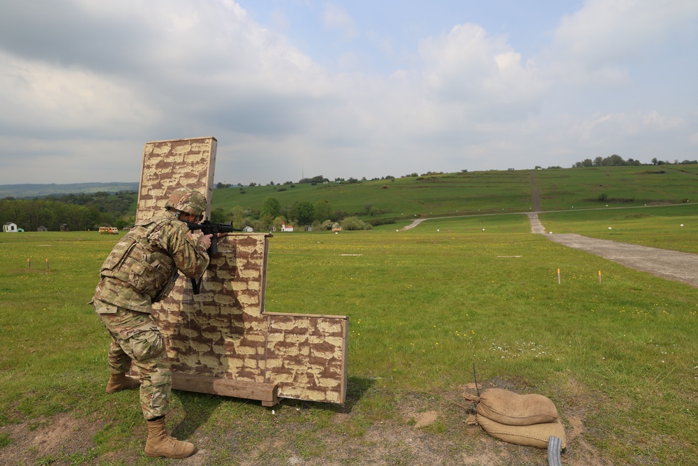 7th MSC Promotes Readiness through Weapons Qualification